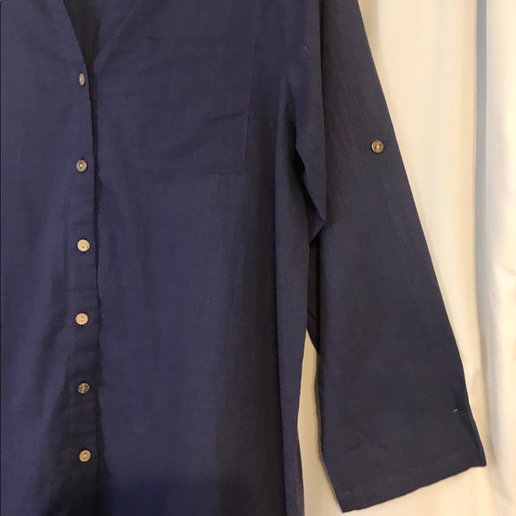 NWT Cellabie Navy Button Up High-Low Top- XL - Picture 3 of 8
